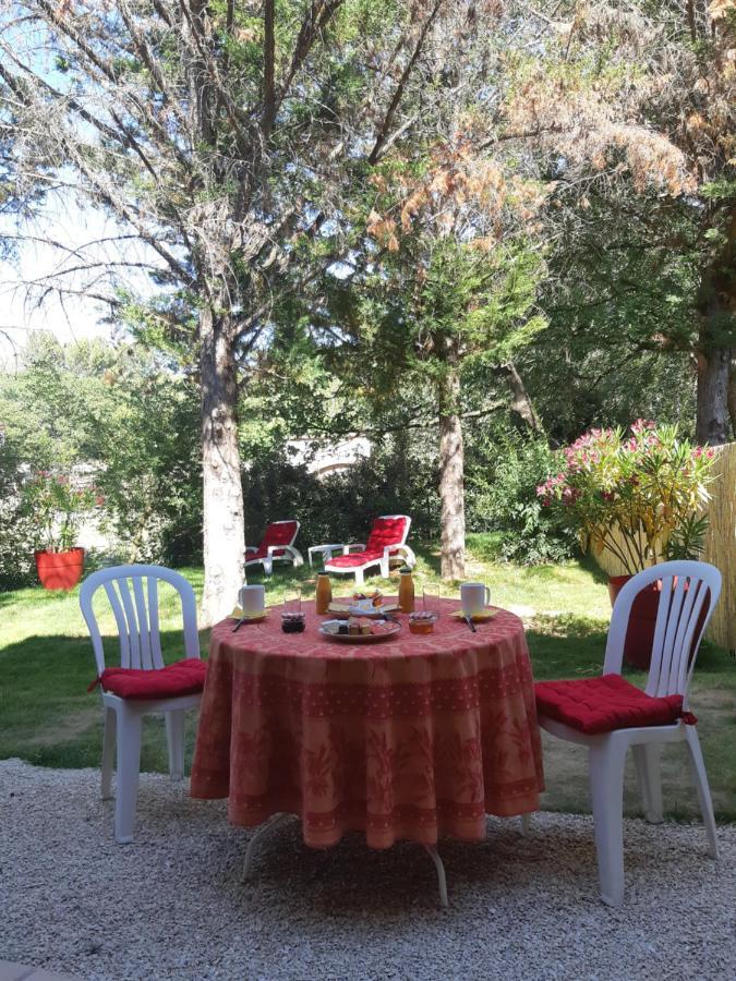 Suite Avec Jardin Entre Aix En Provence, Luberon Et Verdon Peyrolles-en-Provence Dış mekan fotoğraf