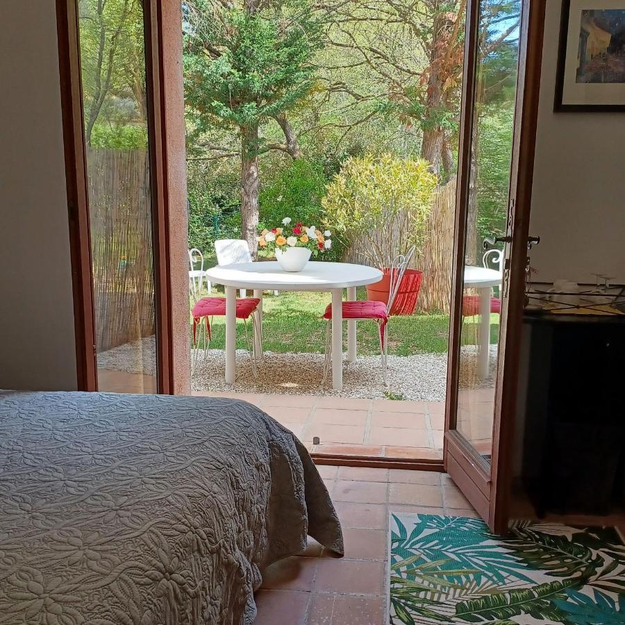 Suite Avec Jardin Entre Aix En Provence, Luberon Et Verdon Peyrolles-en-Provence Dış mekan fotoğraf